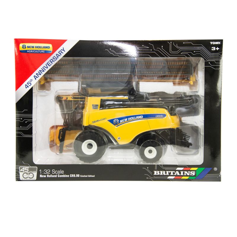 Britains 1:32 New Holland Combine